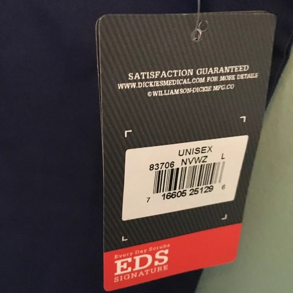 Men’s Dickies EDS Scrub Top - Picture 6 of 6